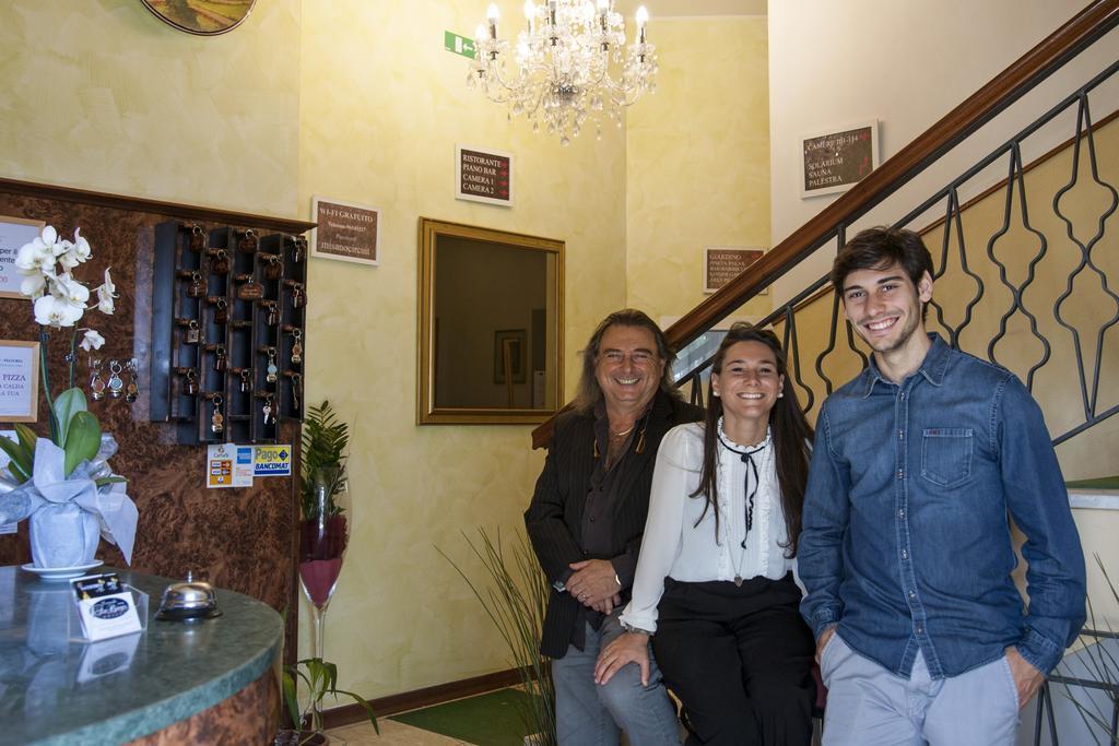 Locanda San Biagio ミザーノ・アドリアーティコ エクステリア 写真